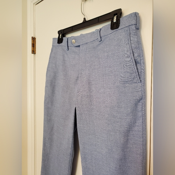 Roundtree and York Travel Smart Dress Slacks - Picture 3 of 7